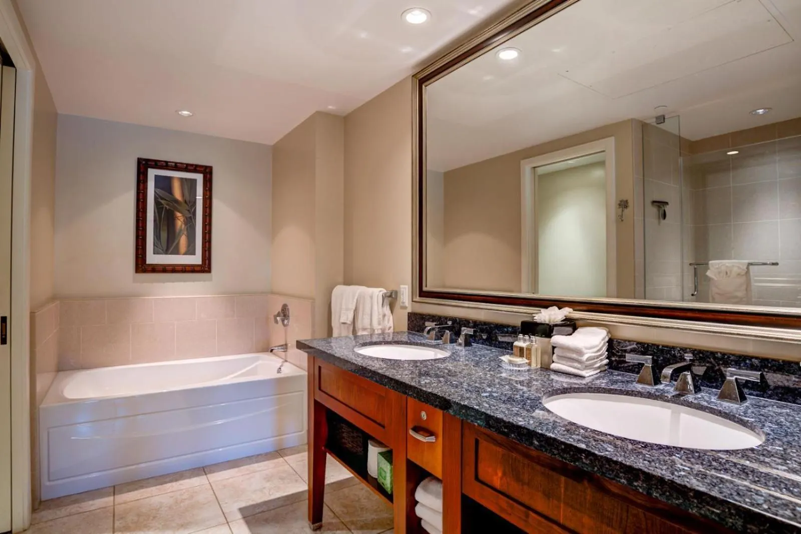 Kbm Resorts Free Car Honua Kai Konea Ocean View 2-Bedroom Condo Upgraded Remodeled Hkk-242 0*, Kaanapali